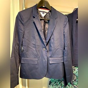 TH Women’s Navy Blazer